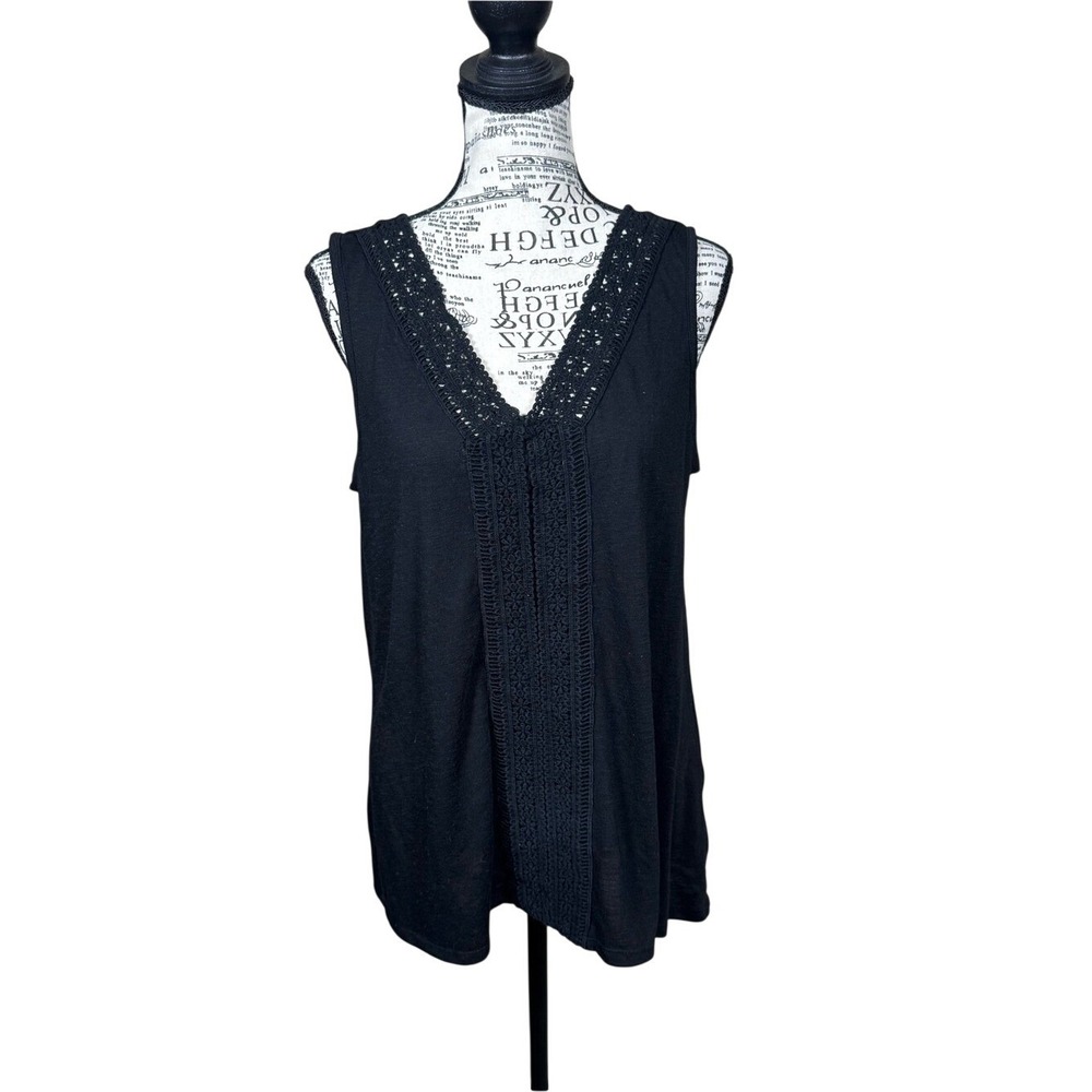 Sonoma Blackโ Sleeveless V-Neck Tank with Crochet Detail